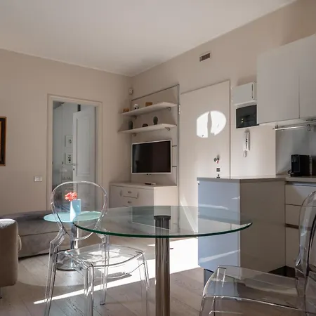 Apartment Repubblica Premium Milan