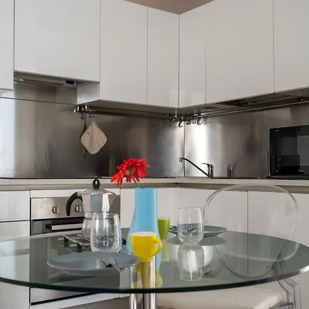 Apartment Repubblica Premium Milan